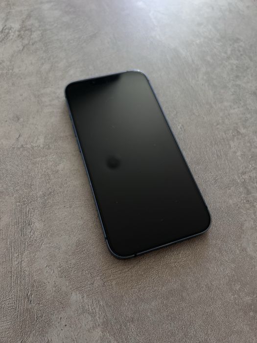 Продам Iphone 13 128 GB