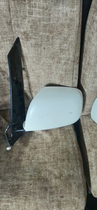 Продам зеркала тайота Альфард н10