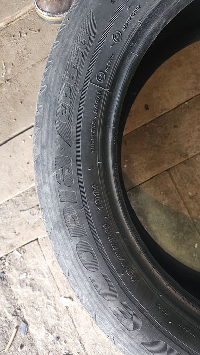 Продам летние шины BRIDGESTONE 235/55/19