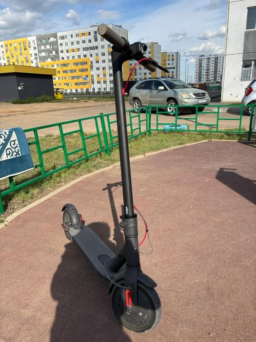 Электро самокат xiaomi