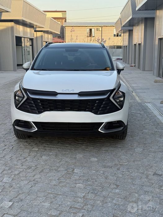 Kia sportage 4x4 awd panaramali 2023 yil kraska toza