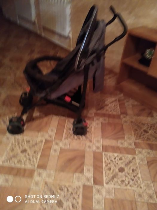 Продам 2 коляски б/у