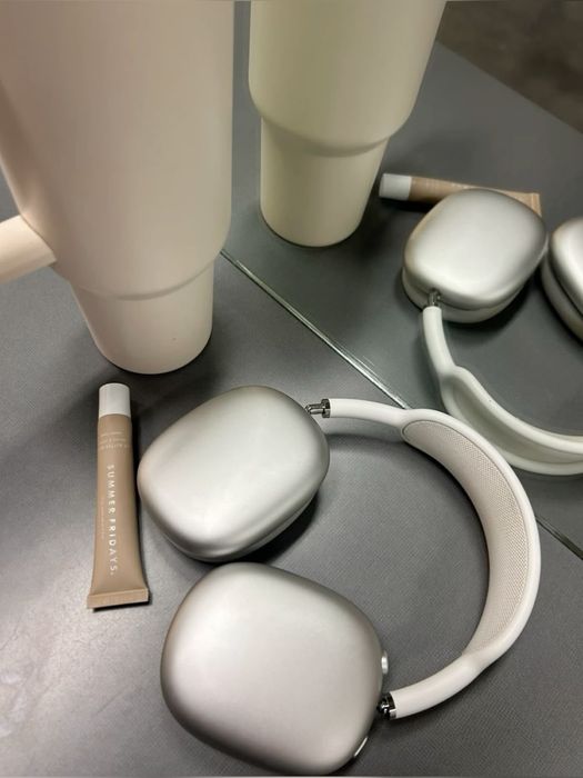 Apple AirPods Max 1-го поколения