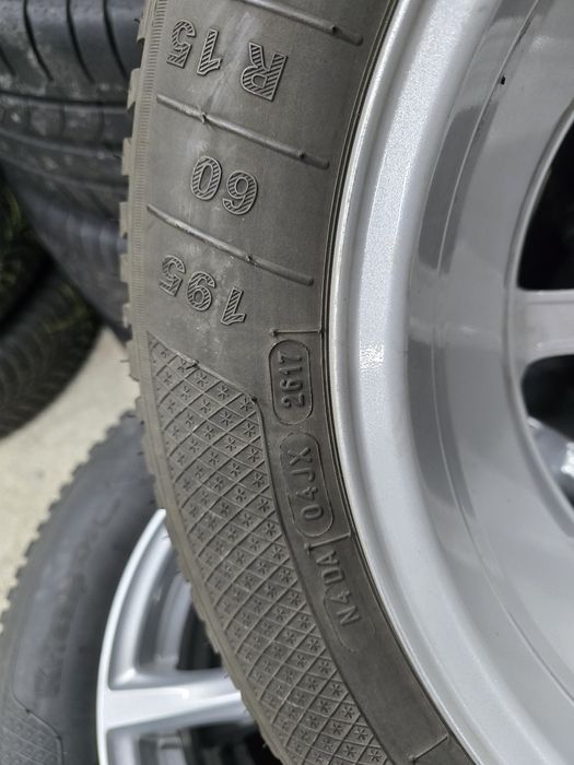 2 Броя 195/60/15 Kleber 6mm