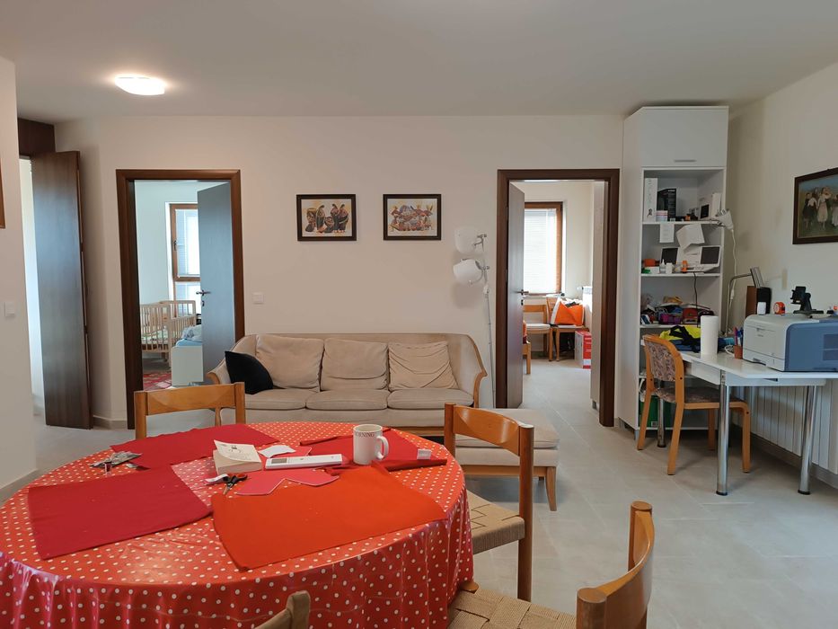 Дава се под наем Къща в Варна, Център - 330 кв.м за 1500 € - Снимка #10