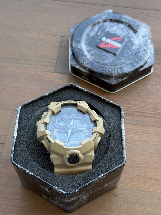 Casio G-shock GA-700