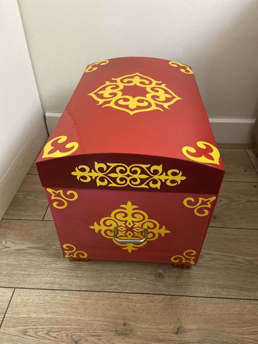 Продается сундук (сандық) ручной работы