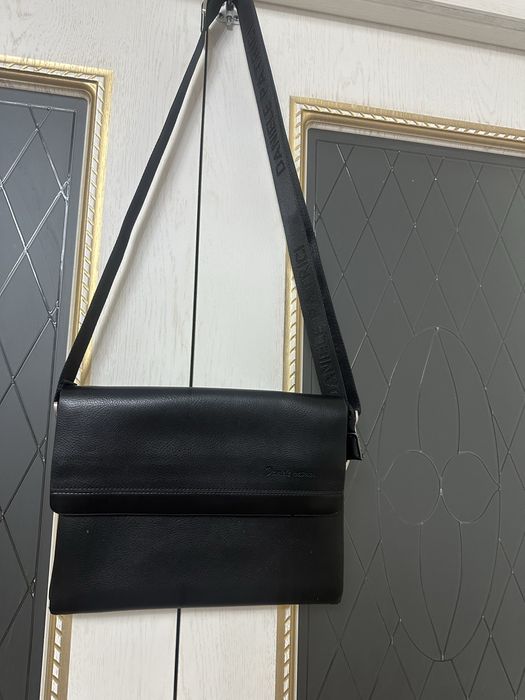 Продам сумочку для студента