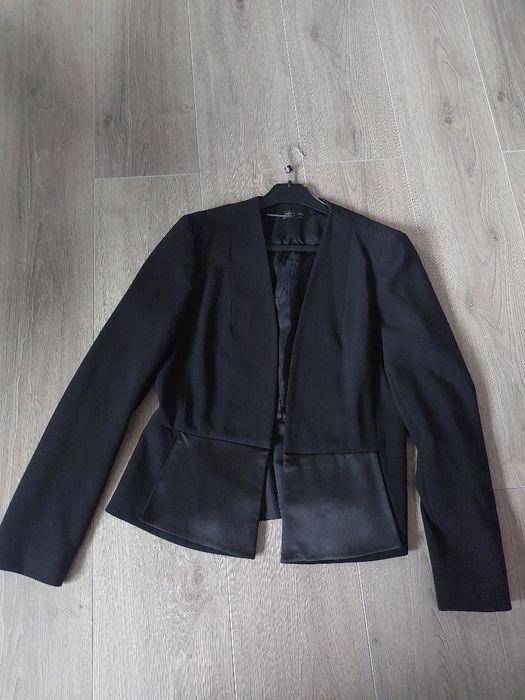 Sacou Negru Marimea 42 (EUR)