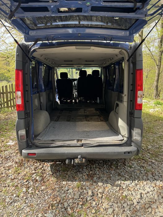 Opel Vivaro 1.9 CDTI 8+1