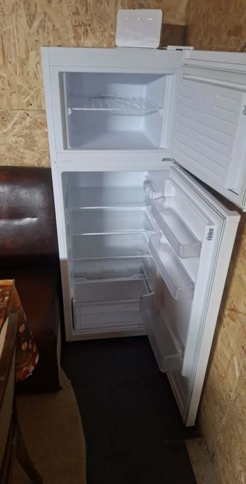 Frigider în stare funcțională