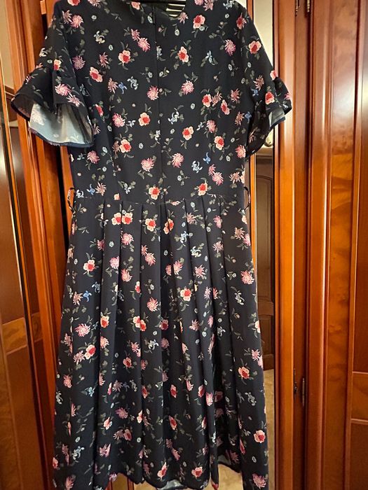 Rochie de zi cu imprimeu floral