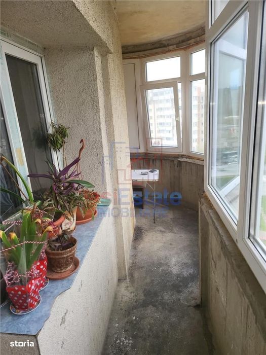 Apartament 4 camere zona Nicolina - Rond Vechi