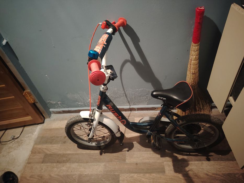 Велосипед детский с ручным тормозом