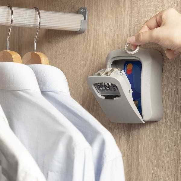 Seif pentru chei cu cod numeric din 4 cifre, rezistent la apa - NOU