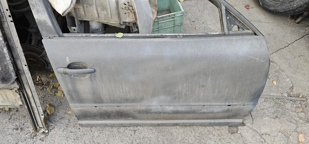 Дверь передняя правая фольксваген пассат В 5