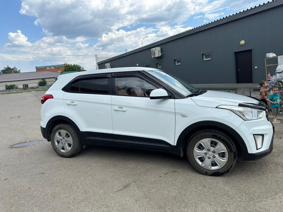 Продам машину хендай крета 2019