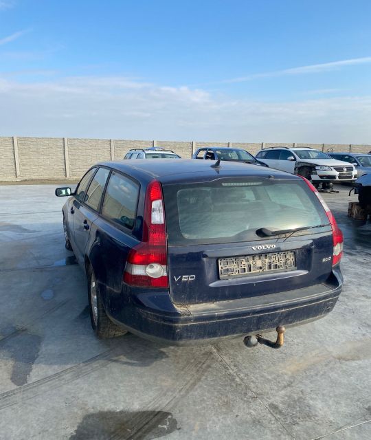 Oglinda retrovizoare parbriz E11015478 8667227 E11015478 8667227 Volv