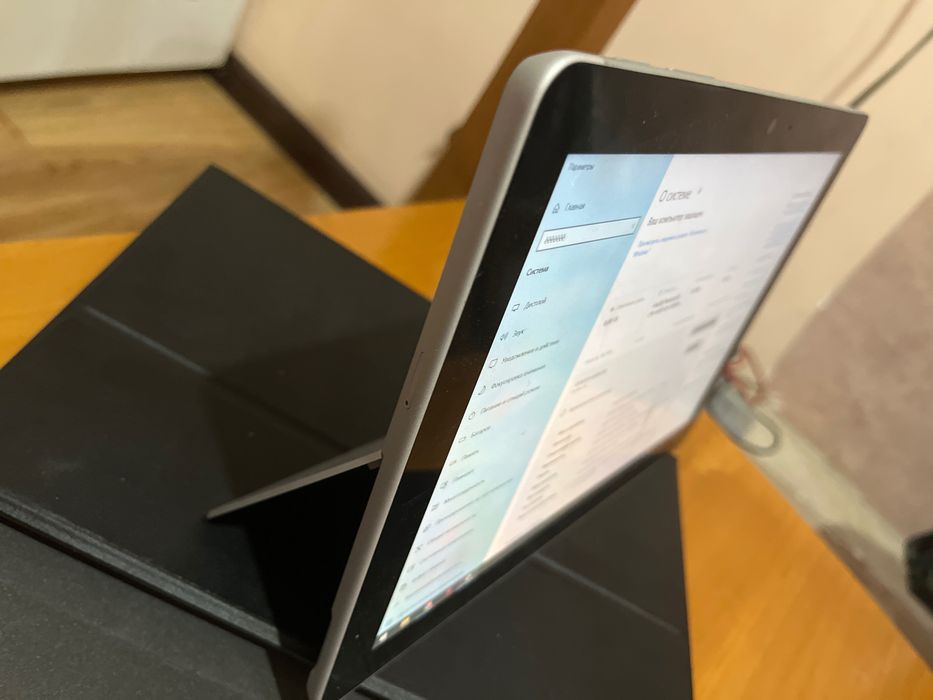 Microsoft Surface Go LTE