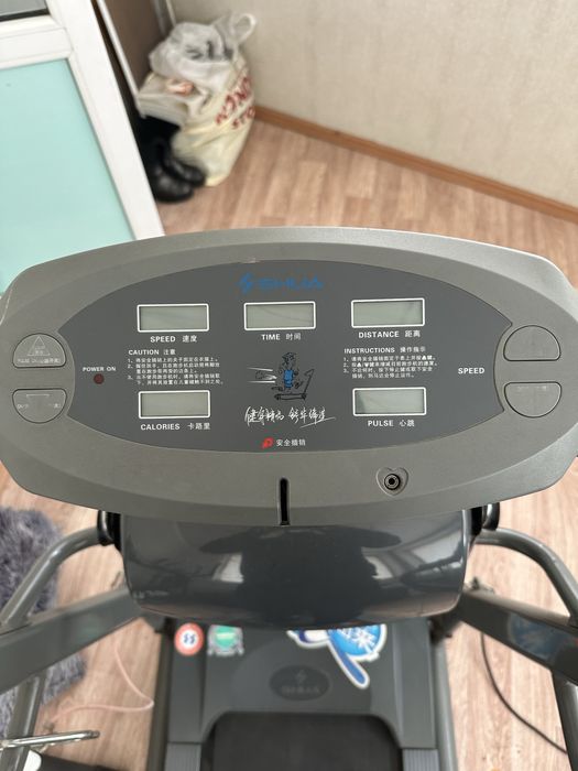 Продам беговую дорожку