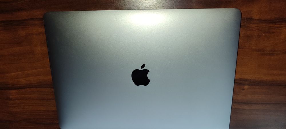 MacBook pro m1  8/512