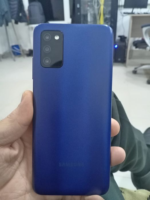 Продам телефон Самсунг А03s