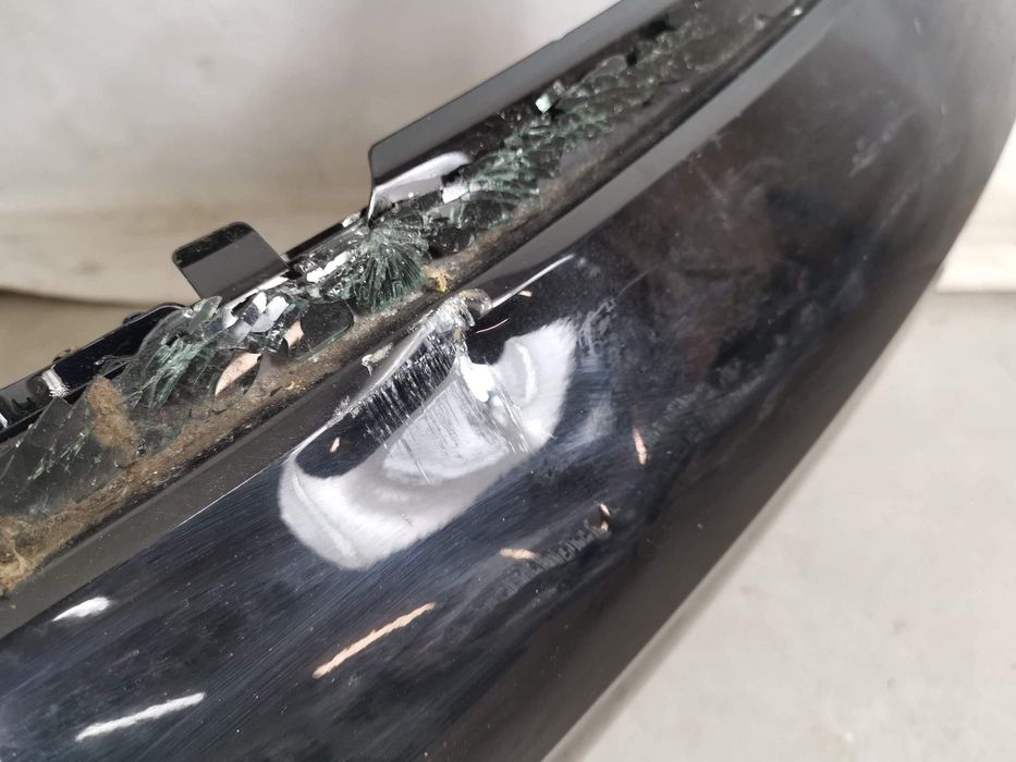 Задно стъкло Капак багажник Ауди Q2 1 [ - ] Повреден Audi Q2 1 [ - ] П