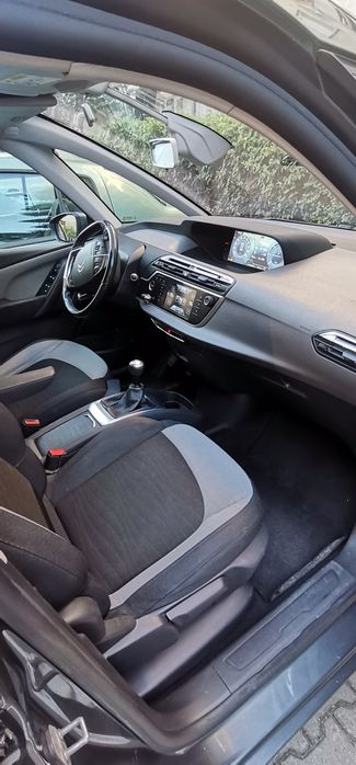 Vând Citroen C4 Picasso