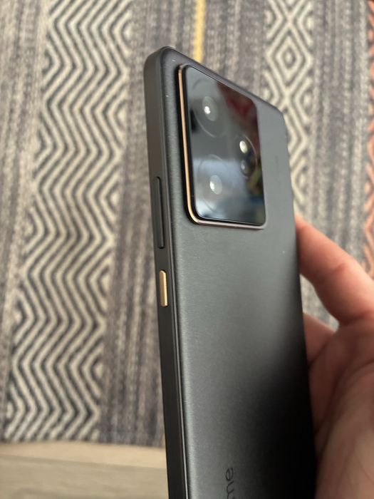 Новый Realme GT 7