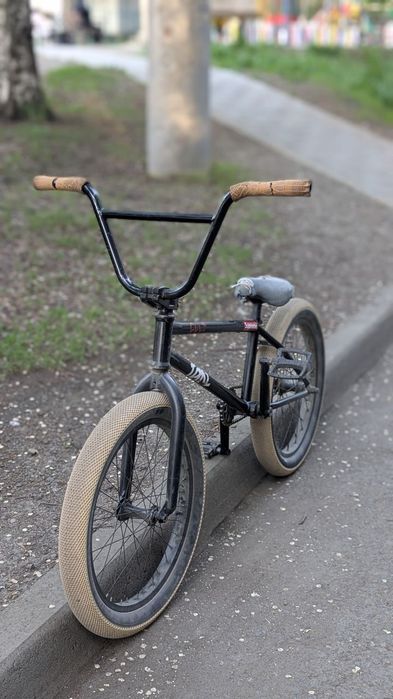 Продам велик БМХ