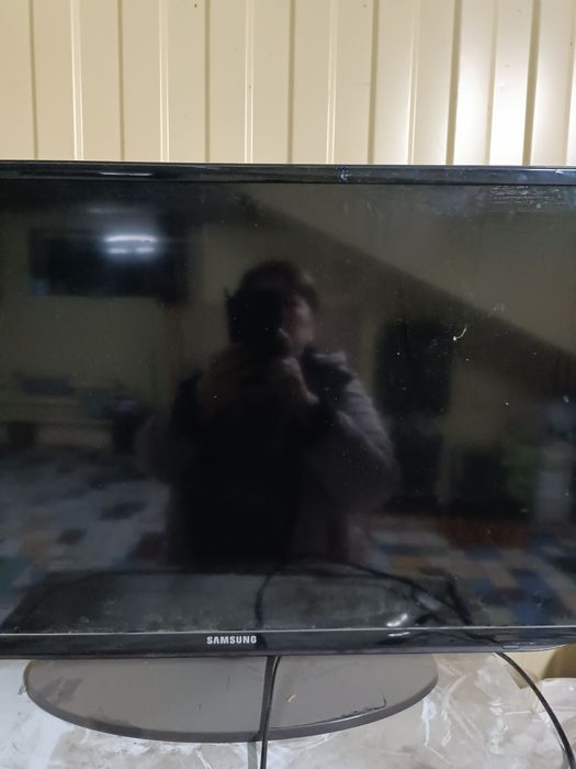 Продаю ж/к телевизор