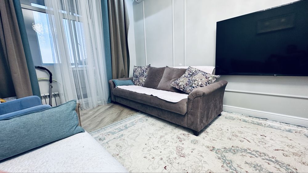 Срочно продам диван