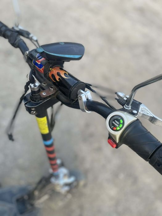 Vând trotineta electrică