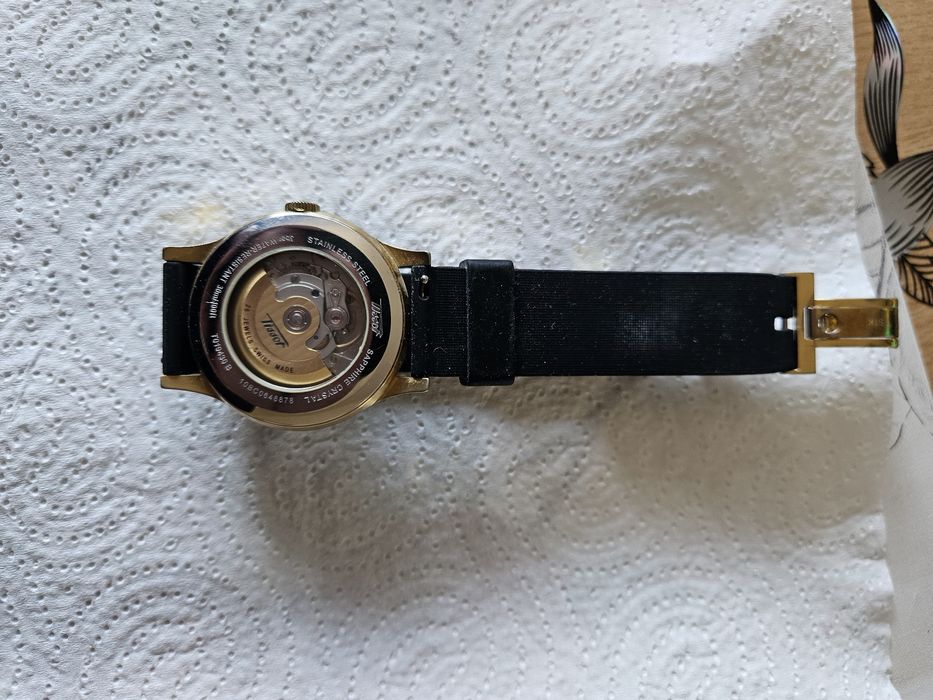 часовник  tissot visodate