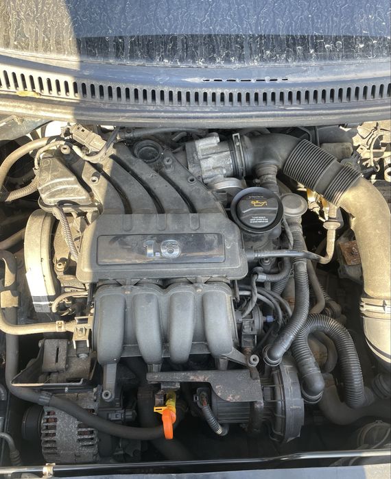 Seat altea 1.6 i 102 к с на части