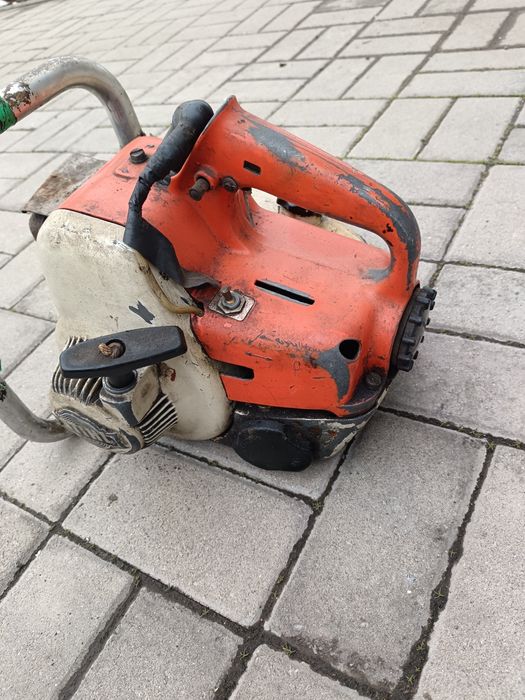 Drujbe Stihl  08S la 500 lei ambele
