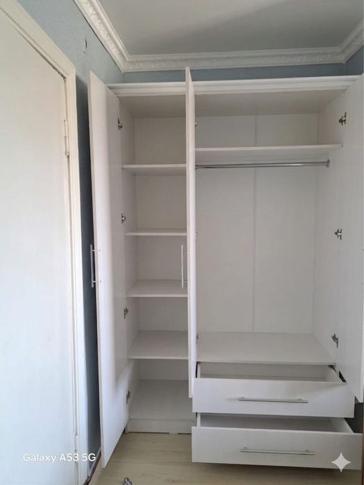 Продается шкаф для спальни