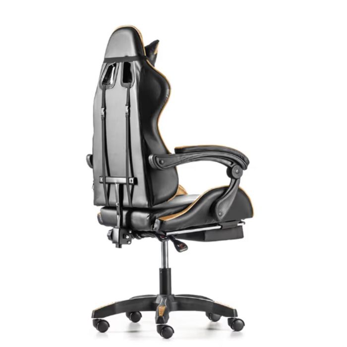 Черен геймърски стол с златисти акценти и разтегляема поставка за крак