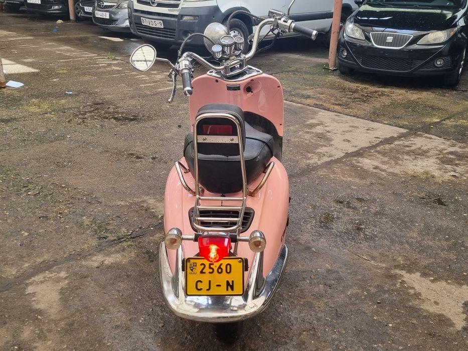 Vând Scoter  kilerbee Custom 49 cmc