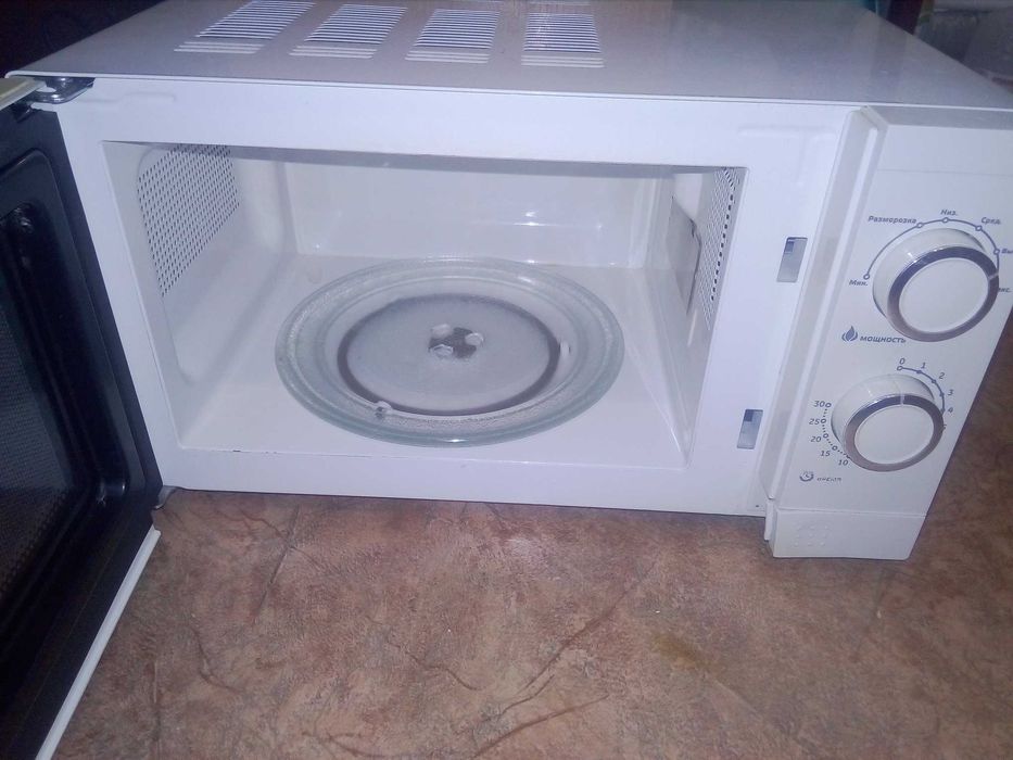 Микроволновая печь