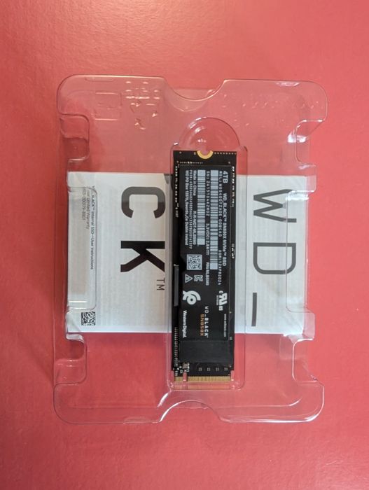 НОВ | 4TB WD Black SN850X | NVMe SSD диск Gen4 | DRAM кеш | скорост до 7300 MB/s | формат М.2 2280