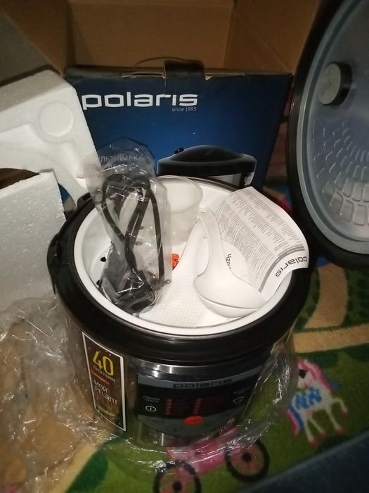 Мультиварка Polaris Новая