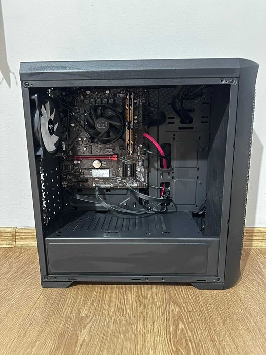 Настолен компютър