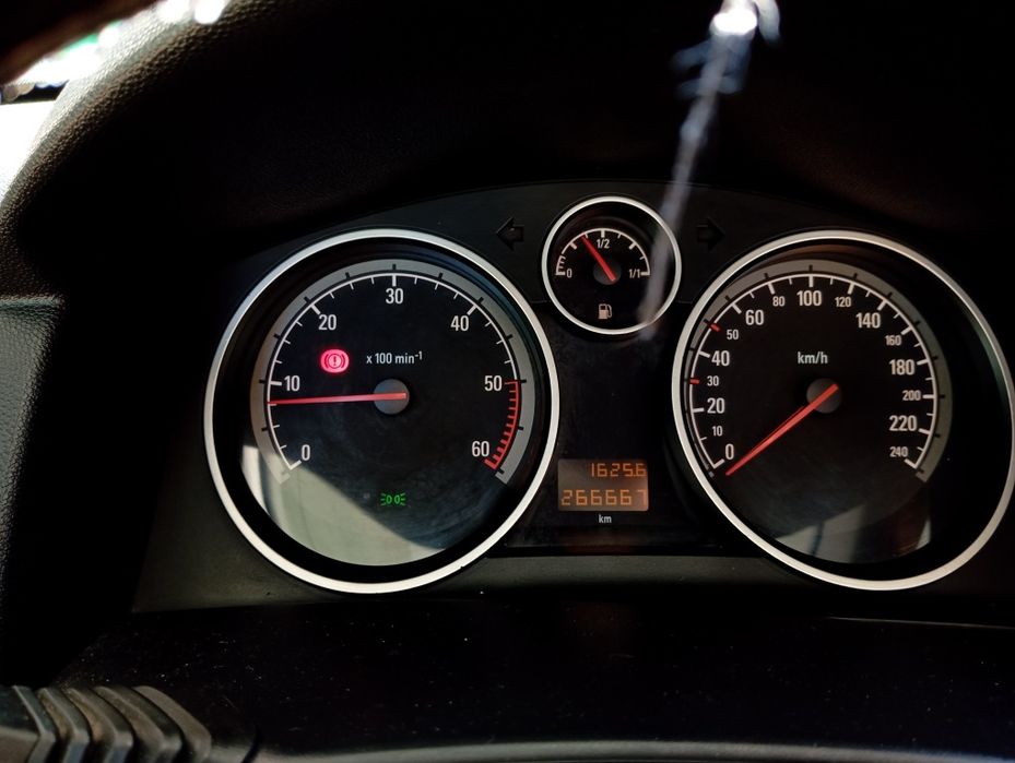 Opel Astra h 1.9 150 CP