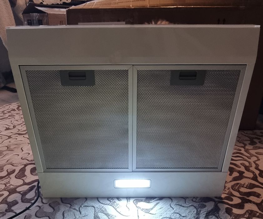 Бял абсорбатор Klarstein 38w