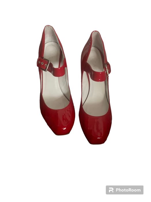 Оригинални дамски обувки Escada 38 номер