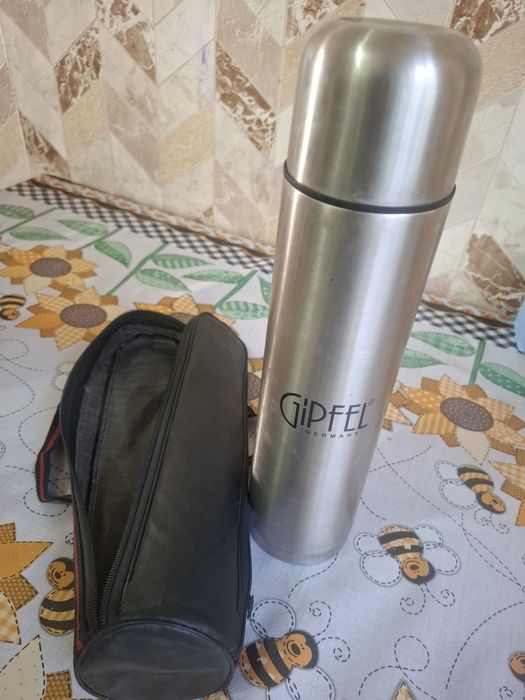 Продам термос классный