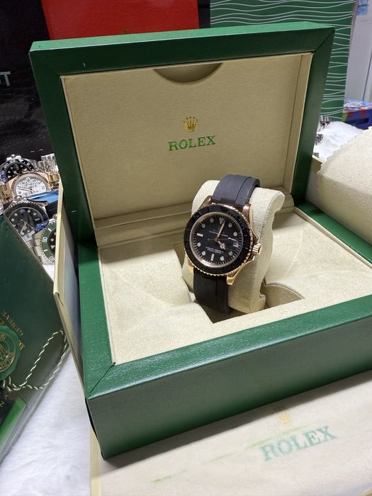 Rolex 41 mm, AUTOMATIC- full box