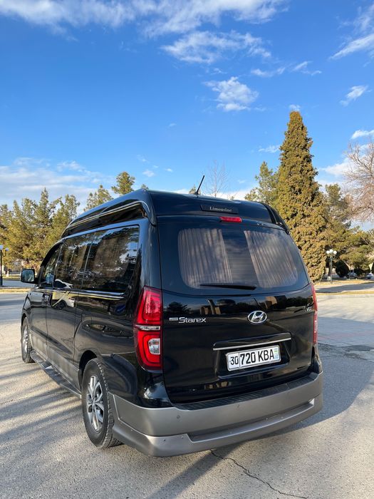 Hyunadi grand starex Limusine