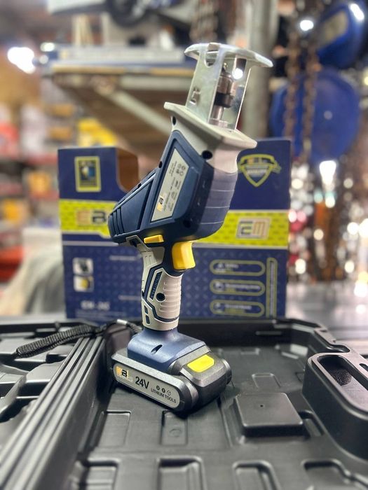 Сапельная пила аккумуляторная